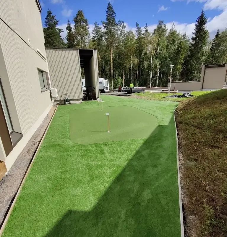 Valmis golfviheriö tekonurmesta - ammattitason harjoittelualue kotona