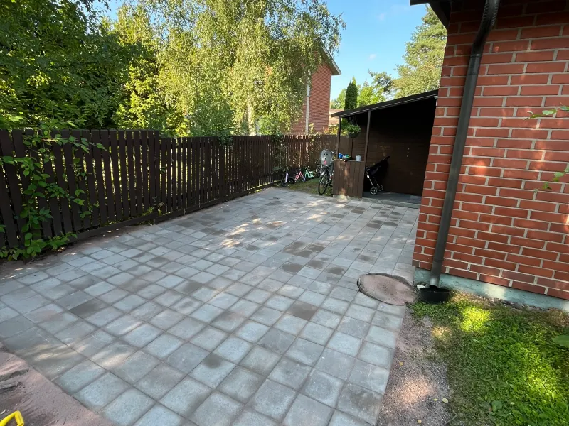 Lapsiystävällinen leikkipiha