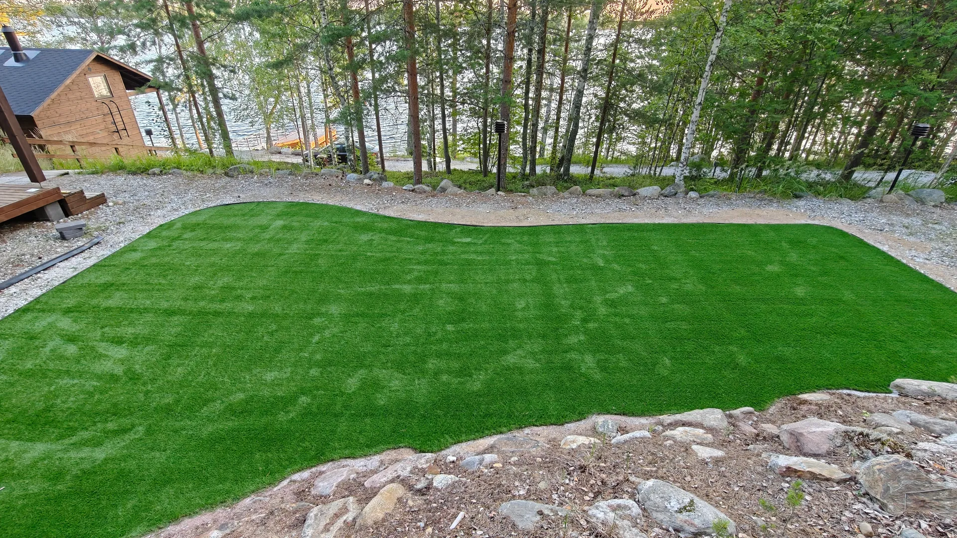 Tuhansia toteutettuja tekonurmipihakohteita ympäri Suomen